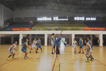  厉害！1win科技队勇夺长沙高新区第六届篮球联赛乙级角逐季军